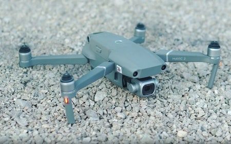 DJI Mavic 2 Zoom DJI Mavic 2 Zoom